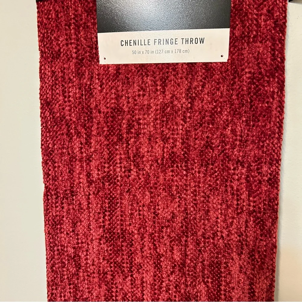 NWT FRYE Chenille Fringe Oversized Red Throw Blanket 50
